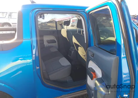 2022 Ford Maverick Xlt z USA, uszkodzony, nr VIN 3FTTW8E30NRA37912